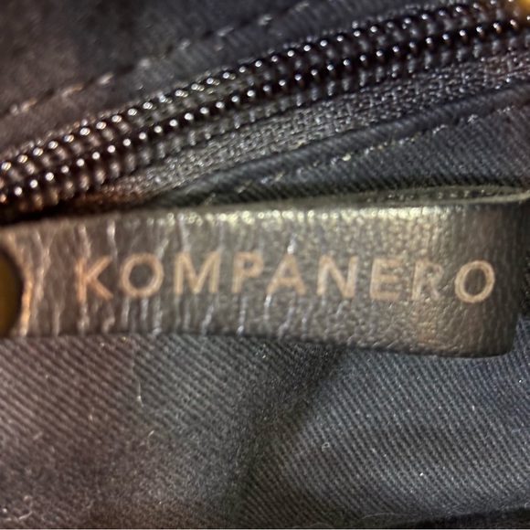 KOMPANERO Leather ANE Satchel Handbag
Shoulder Bag - Picture 14 of 16